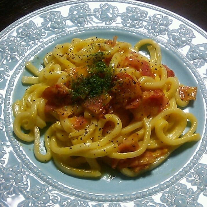 牛乳がなくても★うどんでカルボナーラ